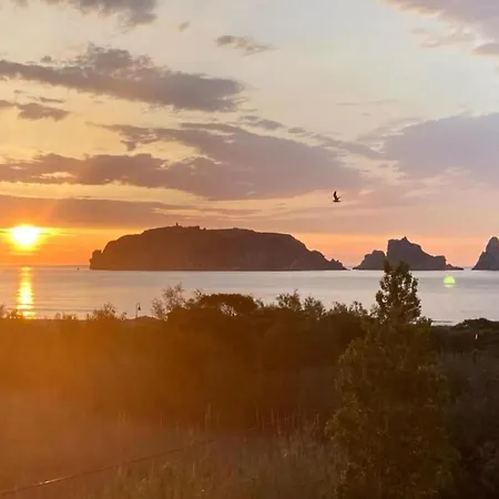 In Costa Brava With Access *